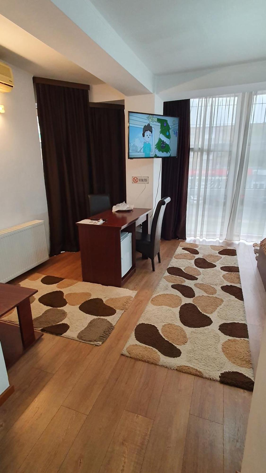 Pensiunea Select Arad Exterior foto